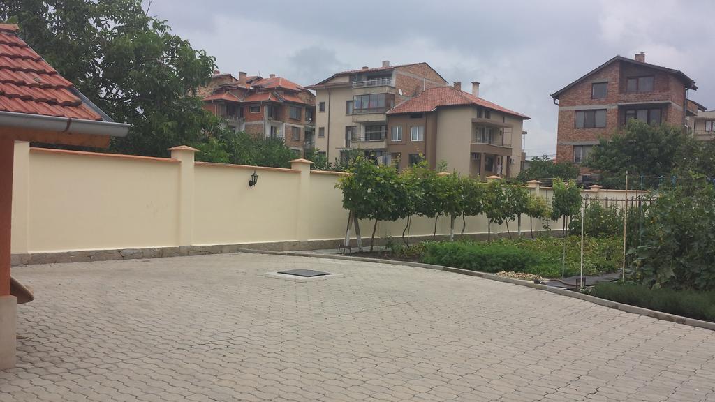 Guest House Markovi Aheloy Ngoại thất bức ảnh