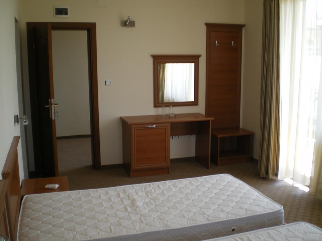 Guest House Markovi Aheloy Ngoại thất bức ảnh