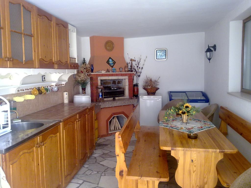 Guest House Markovi Aheloy Ngoại thất bức ảnh