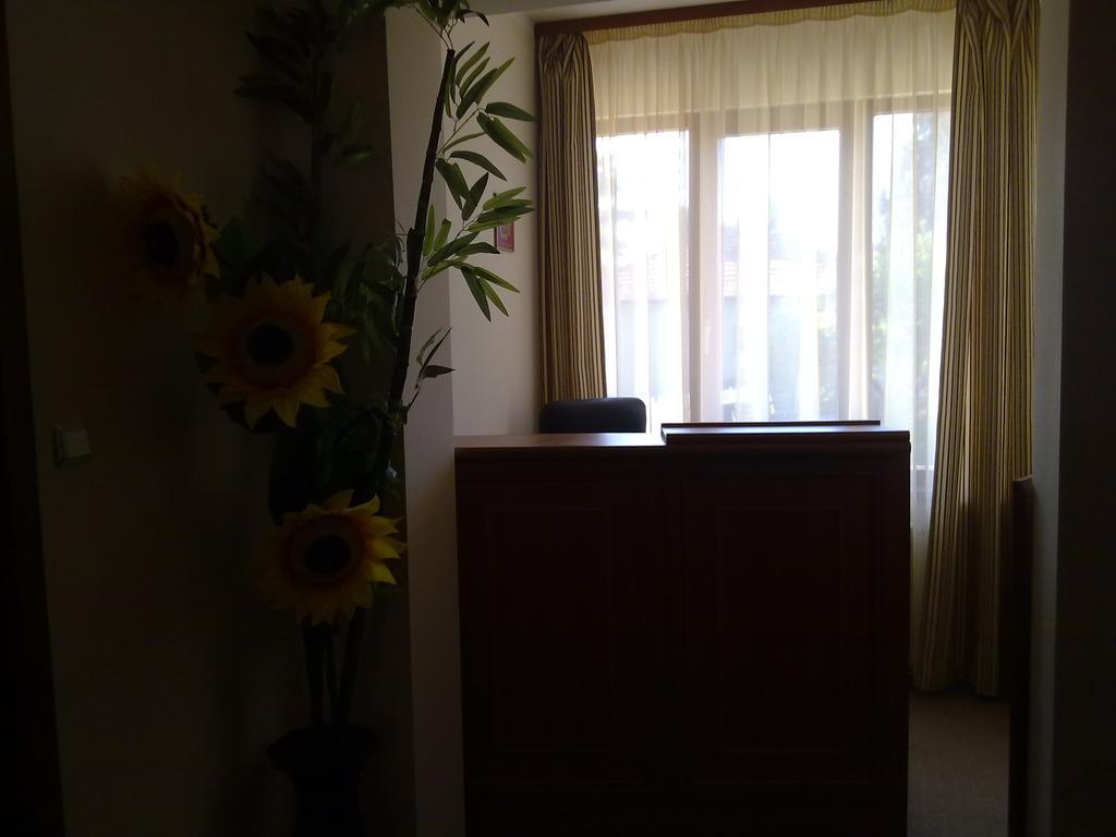 Guest House Markovi Aheloy Ngoại thất bức ảnh
