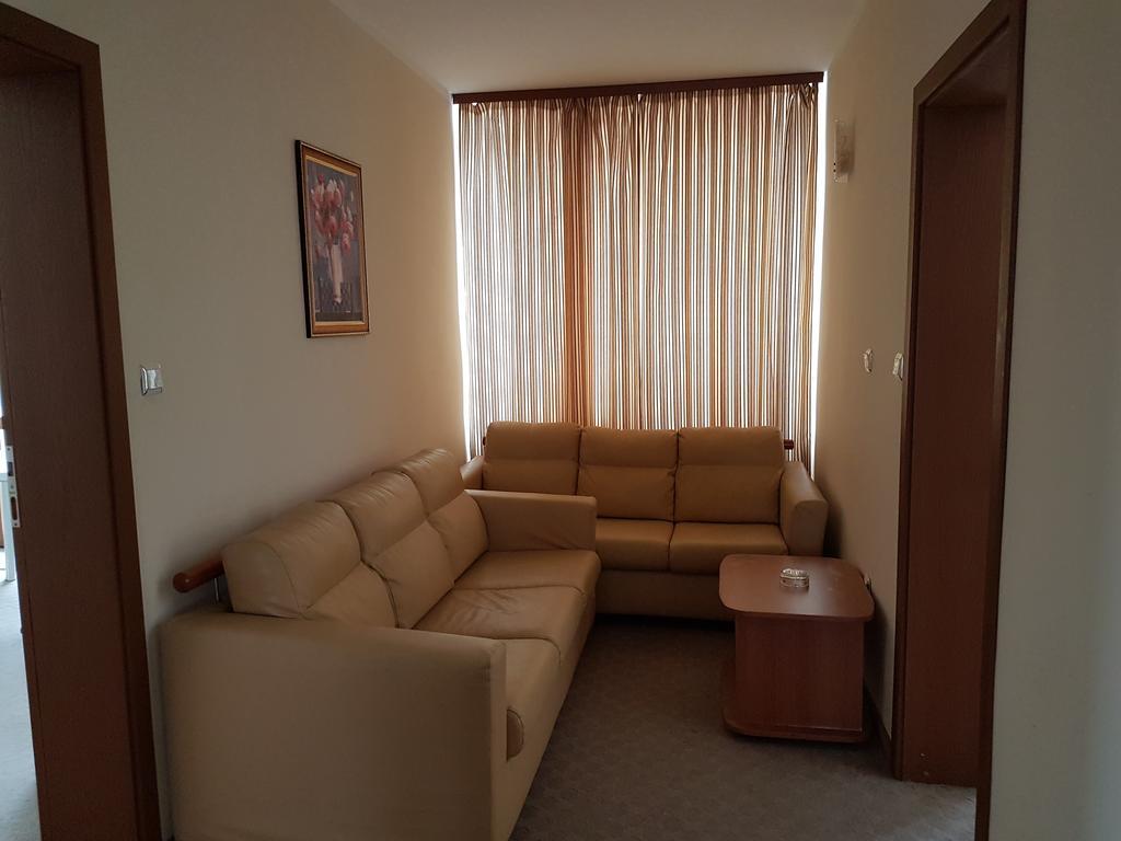 Guest House Markovi Aheloy Ngoại thất bức ảnh
