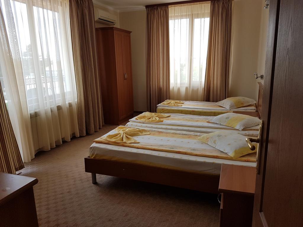 Guest House Markovi Aheloy Ngoại thất bức ảnh