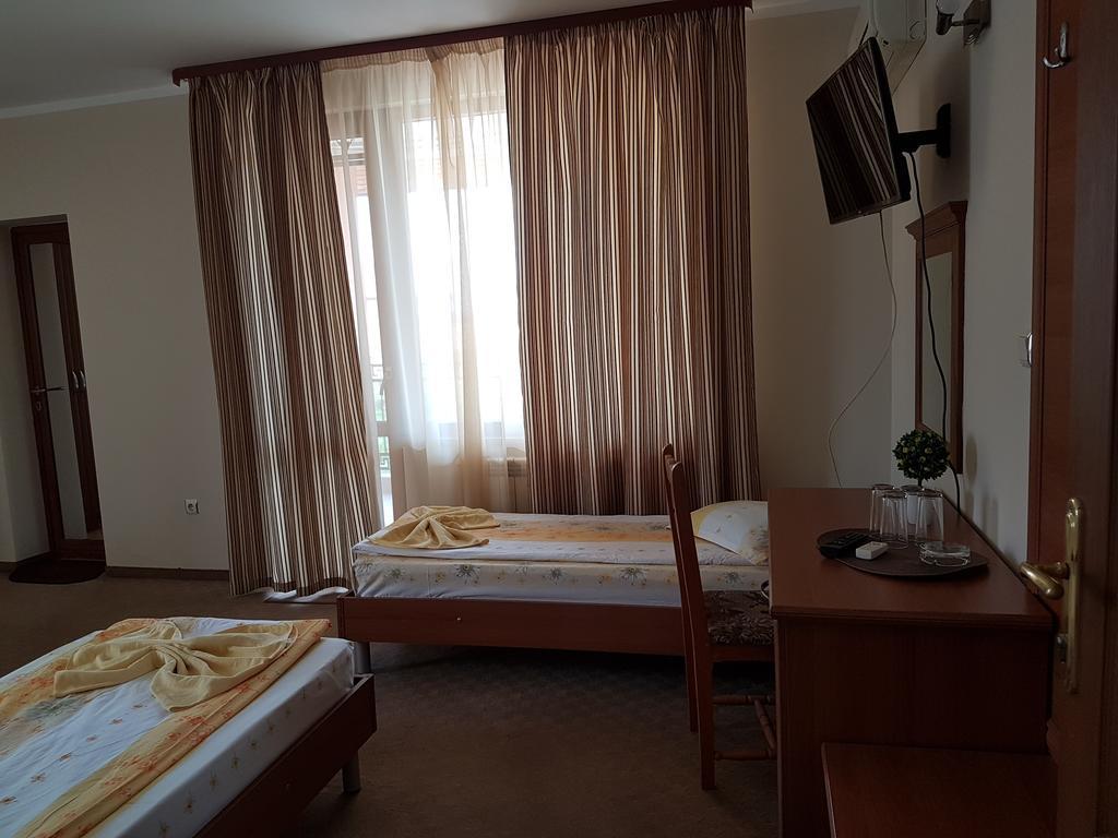 Guest House Markovi Aheloy Ngoại thất bức ảnh