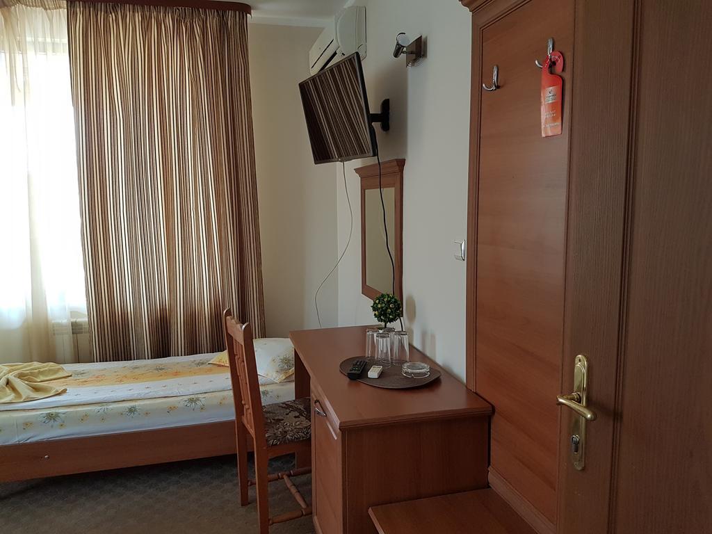 Guest House Markovi Aheloy Ngoại thất bức ảnh