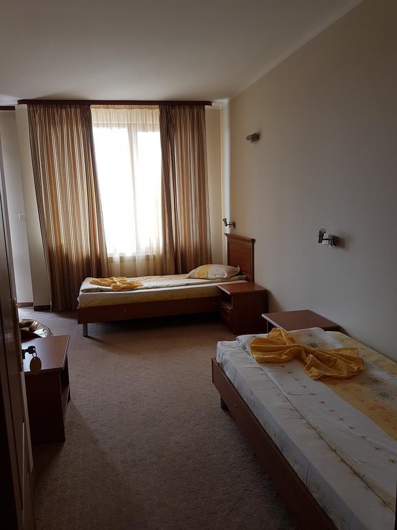 Guest House Markovi Aheloy Ngoại thất bức ảnh