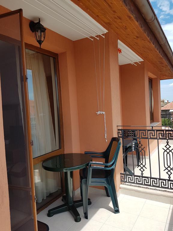 Guest House Markovi Aheloy Ngoại thất bức ảnh