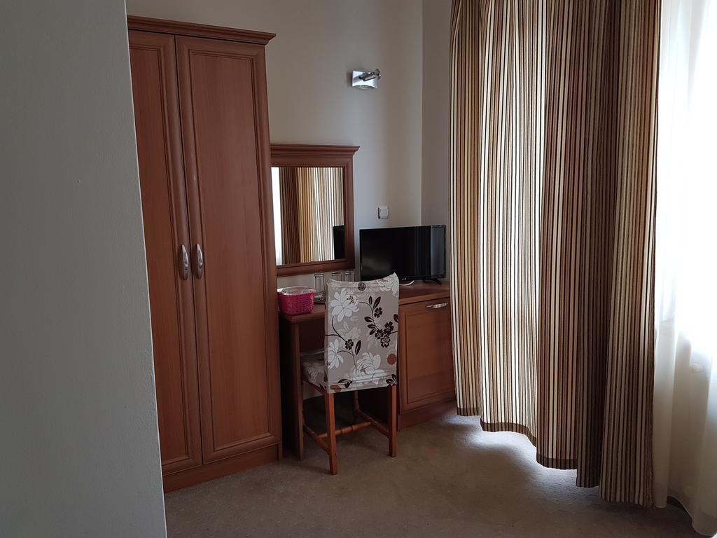 Guest House Markovi Aheloy Ngoại thất bức ảnh