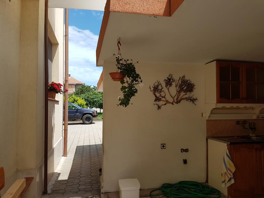 Guest House Markovi Aheloy Ngoại thất bức ảnh