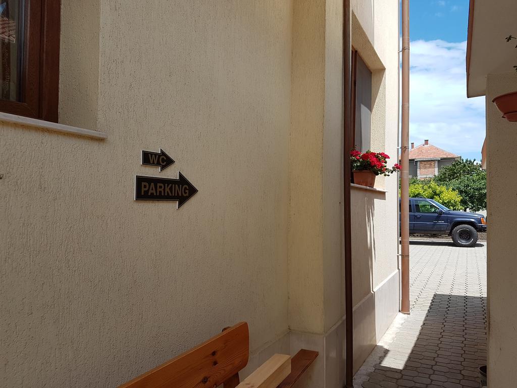Guest House Markovi Aheloy Ngoại thất bức ảnh