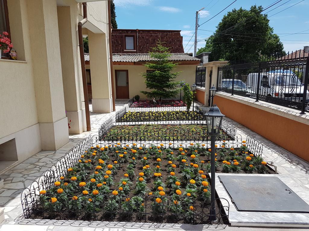 Guest House Markovi Aheloy Ngoại thất bức ảnh