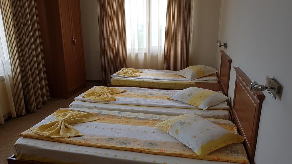 Guest House Markovi Aheloy Ngoại thất bức ảnh