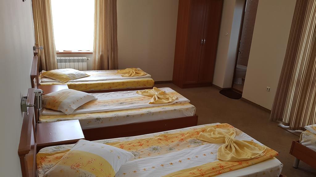 Guest House Markovi Aheloy Ngoại thất bức ảnh