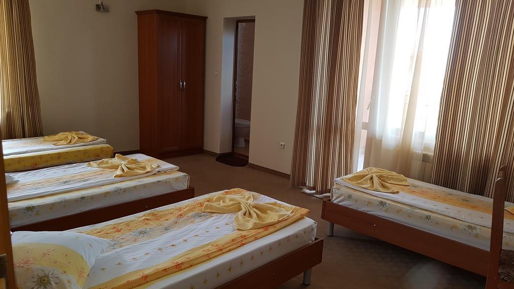 Guest House Markovi Aheloy Ngoại thất bức ảnh