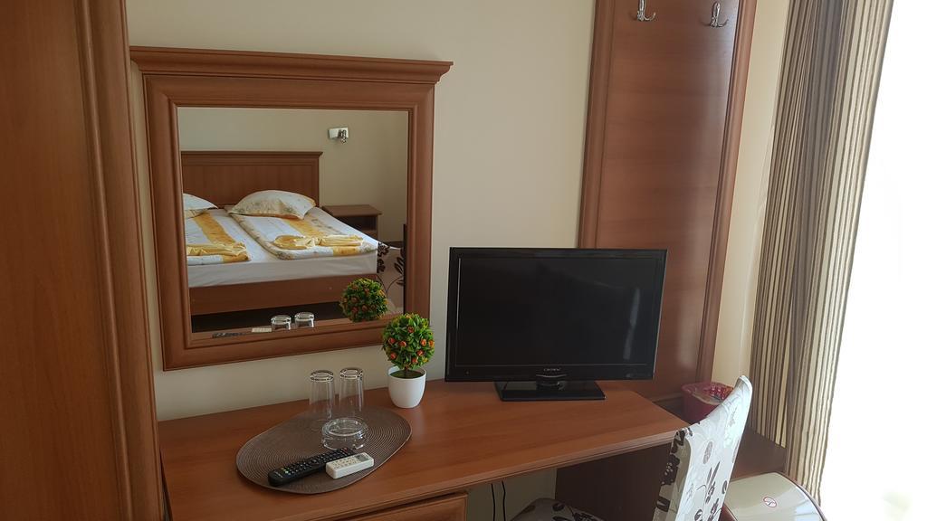 Guest House Markovi Aheloy Ngoại thất bức ảnh