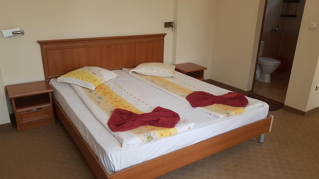 Guest House Markovi Aheloy Ngoại thất bức ảnh