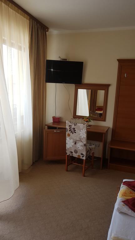 Guest House Markovi Aheloy Ngoại thất bức ảnh